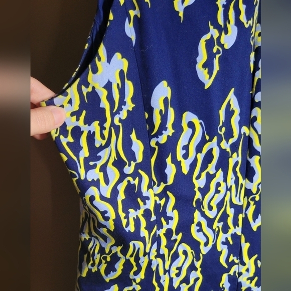 Karen Millen darted A line dress fitted abstract pattern pocketed dress size 10 - Picture 8 of 12